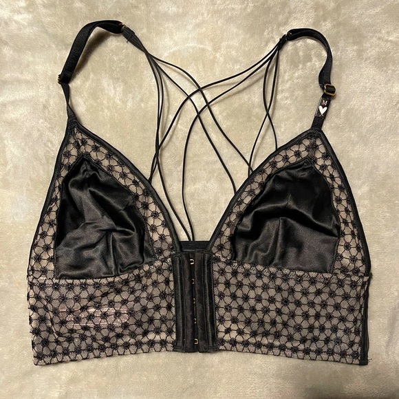 Victoria's Secret Other - NWOT VS lingerie top